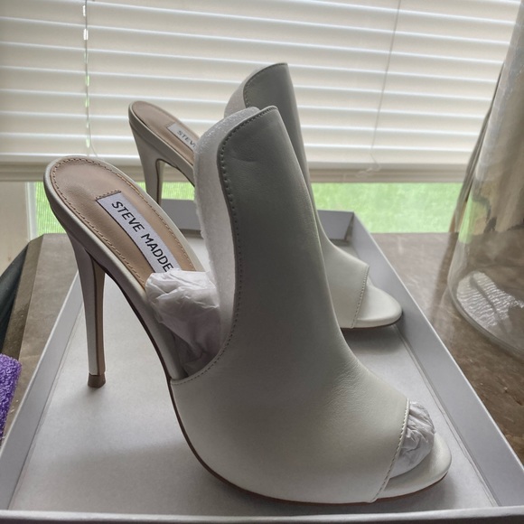 New Steve Madden shoes. Never been used before, in perfectly good shape - Picture 2 of 5
